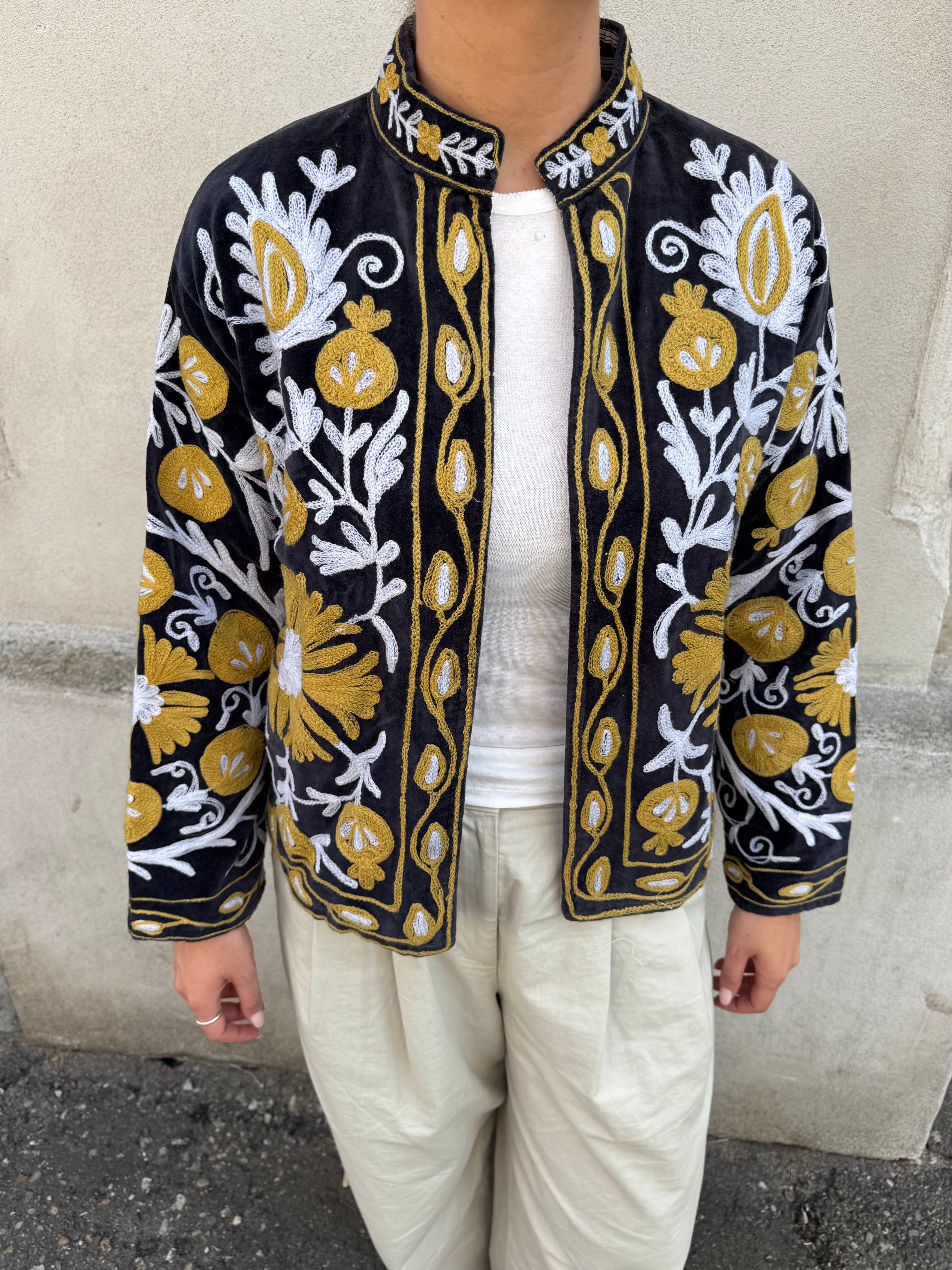AGATE - VELOUR JAKKE - SORT OG GUL